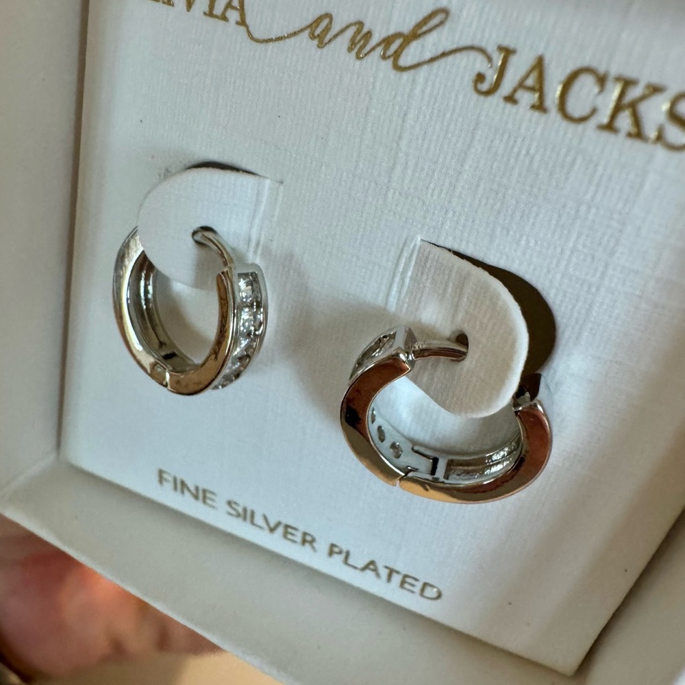 Earring 3 pc Gift Set 🎁 - Picture 3 of 9